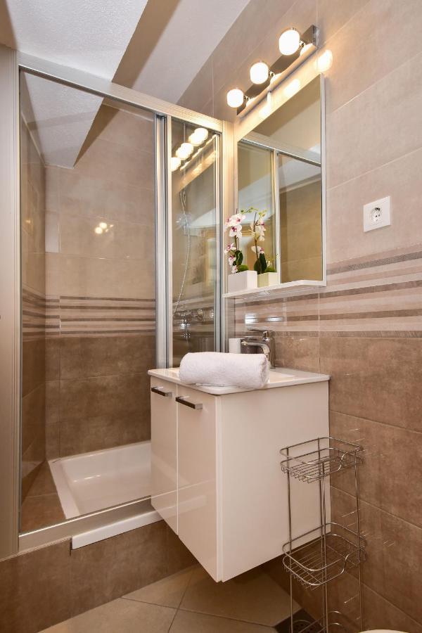 Apartman Luka Igrane Exterior foto